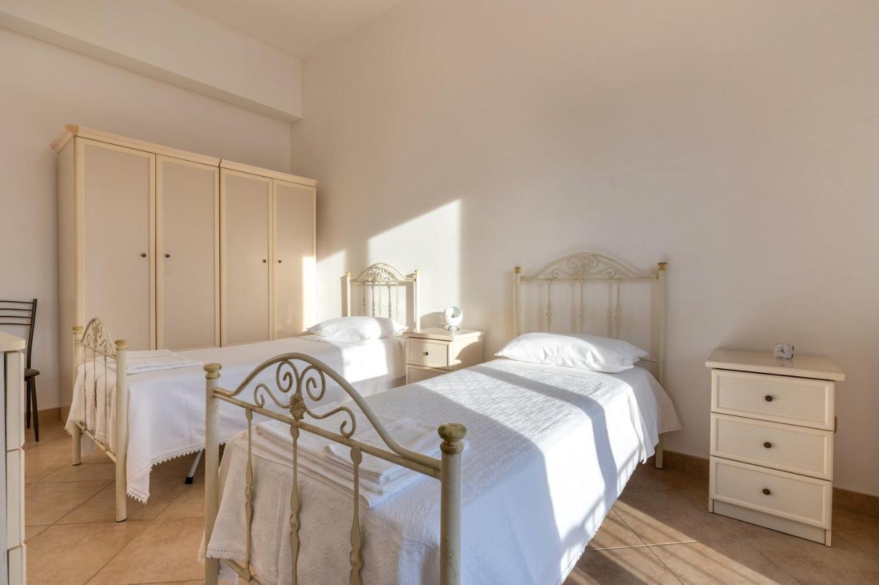 Апартаменты Casa Lucrezia 2 Чистернино Экстерьер фото