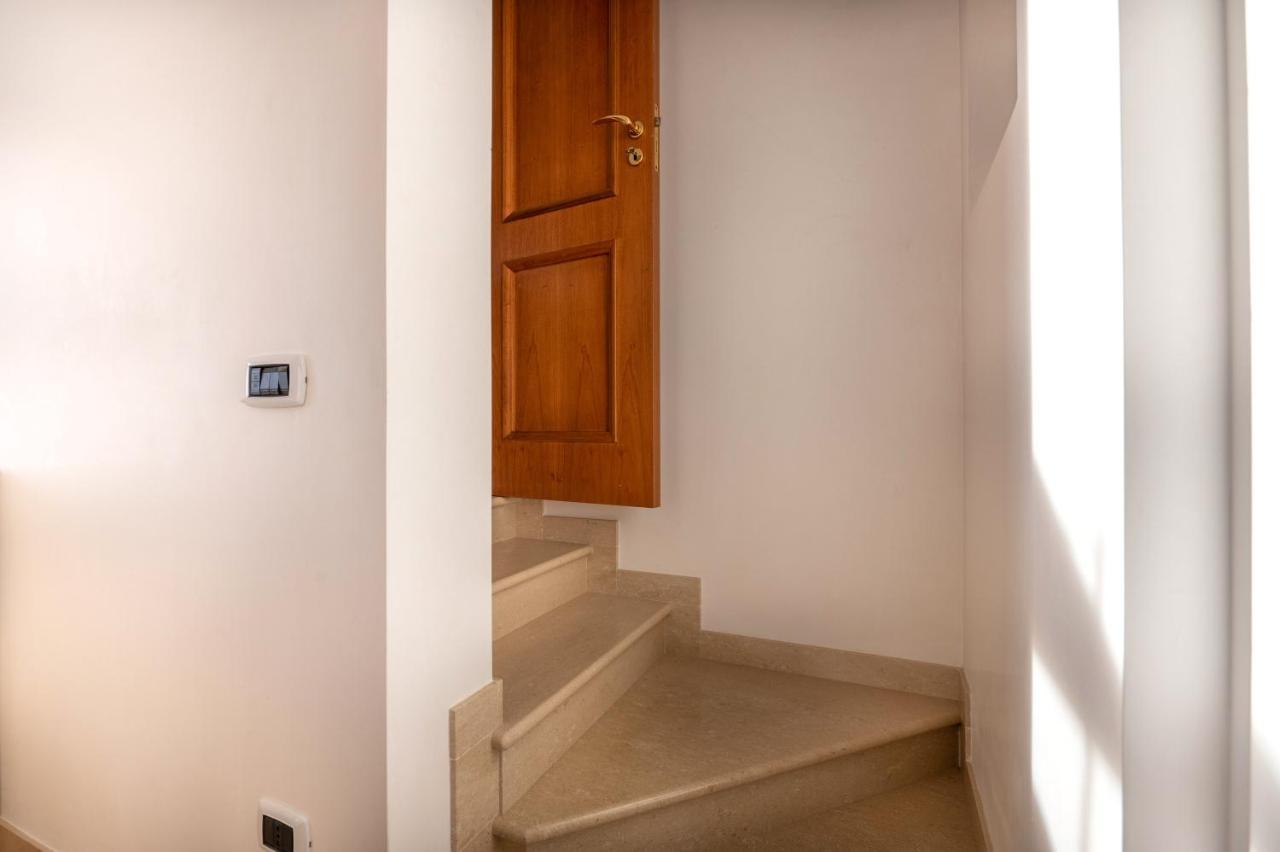 Апартаменты Casa Lucrezia 2 Чистернино Экстерьер фото