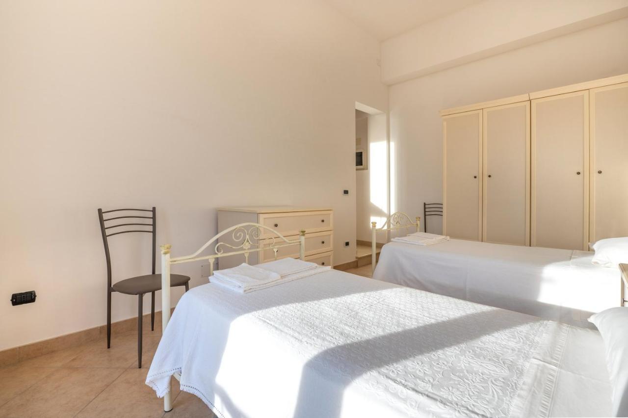 Апартаменты Casa Lucrezia 2 Чистернино Экстерьер фото
