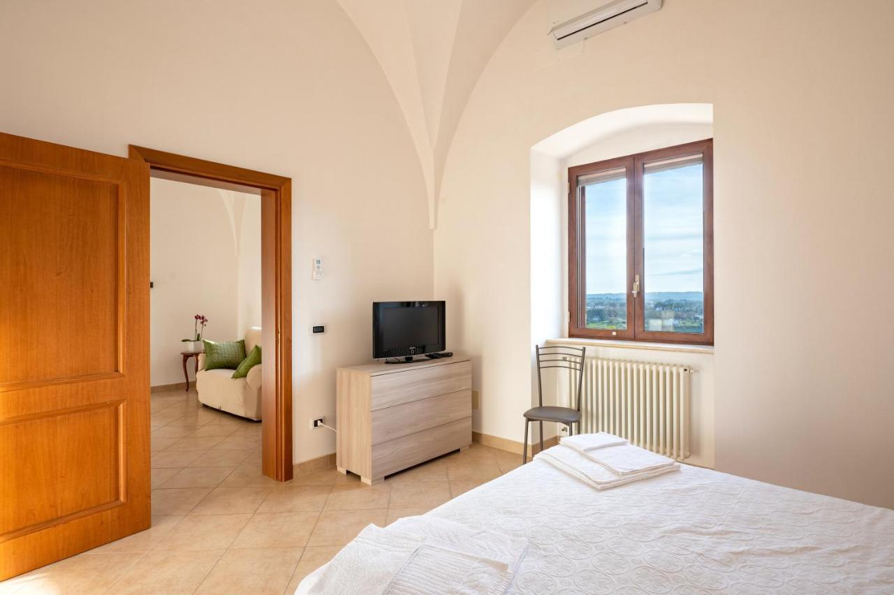 Апартаменты Casa Lucrezia 2 Чистернино Экстерьер фото